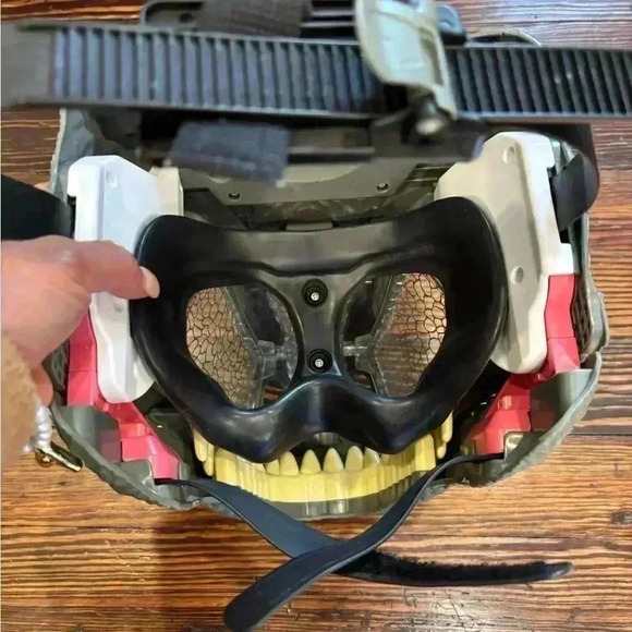 Jurassic World Velociraptor Blue Chomp N Roar Fallen Kingdom Adjustable Mask - Picture 4 of 6
